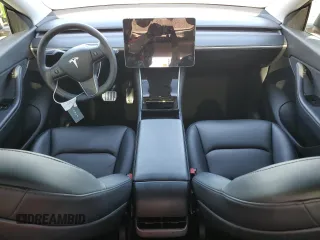 2021 Tesla Model Y Long Range z VIN 5YJYGDEE6MF089493, wystawiony jako Copart lot #48349575 z przebiegiem 52 245 mil mil oraz Szkoda całkowita • Salvage title. Historia ofert i sprzedaży dostępna na DreamBid. Obrazek 8.