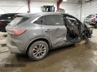 2020 Ford Escape SE с VIN 1FMCU9G64LUA64700, выставлен на аукционе Copart как лот 88816015 с пробегом Не указан миль и Списание • Salvage title. История ставок и продаж доступна на DreamBid. Изображение 3.