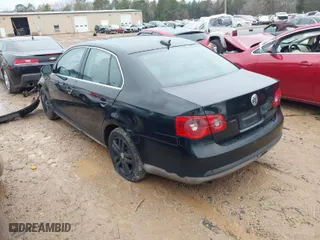 2006 Volkswagen Jetta Sedan 1.9L TDI with VIN 3VWST81K66M839068, listed as a IAAI auction lot 41041383 with 233,496 mi miles. Bid and sale history available at carsss.com. Image 3.