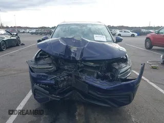 2023 Volkswagen Tiguan SE z VIN 3VVMB7AX3PM006867, wystawiony jako IAAI lot #40793976 z przebiegiem 29 648 mil mil oraz . Historia ofert i sprzedaży dostępna na DreamBid. Obrazek 12.