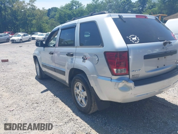 2005 Jeep Grand Cherokee Laredo with VIN 1J4HR48N05C540139, listed as a IAAI auction lot 42813549 with 134,908 mi miles and . Bid and sale history available at DreamBid. Image 3.