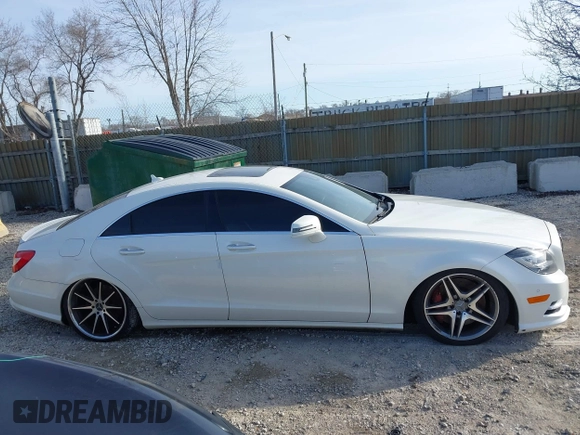 2014 Mercedes-Benz CLS 550 с VIN WDDLJ9BB4EA101031, выставлен на аукционе IAAI как лот 41766952 с пробегом 104 715 миль миль и . История ставок и продаж доступна на DreamBid. Изображение 13.