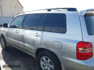 2001 Toyota Highlander with VIN JTEGF21A710024230, listed as a IAAI auction lot 41561016 with 172,704 mi miles. Bid and sale history available at carsss.com. Image 15.