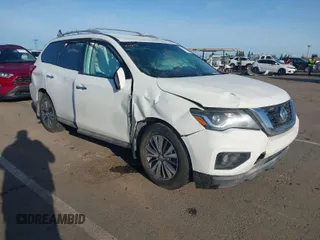 2017 Nissan Pathfinder SL z VIN 5N1DR2MN1HC627322, wystawiony jako IAAI lot #41725381 z przebiegiem 107 934 mil mil oraz . Historia ofert i sprzedaży dostępna na DreamBid. Obrazek 1.