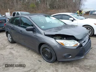 2012 Ford Focus S with VIN 1FAHP3E23CL306547, listed as a IAAI auction lot 41831357 with 187,629 mi miles and . Bid and sale history available at carsss.com. Image 1.