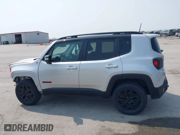 2018 Jeep Renegade Trailhawk z VIN ZACCJBCB6JPH86837, wystawiony jako IAAI lot #42394914 z przebiegiem 17 367 mil mil oraz . Historia ofert i sprzedaży dostępna na DreamBid. Obrazek 15.