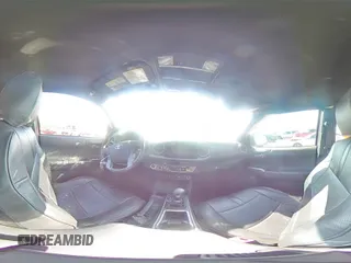 2017 Toyota Tacoma SR5 с VIN 3TMCZ5ANXHM117202, выставлен на аукционе Copart как лот 55322685 с пробегом 149 752 миль миль и Списание • Salvage title. История ставок и продаж доступна на DreamBid. Изображение 14.