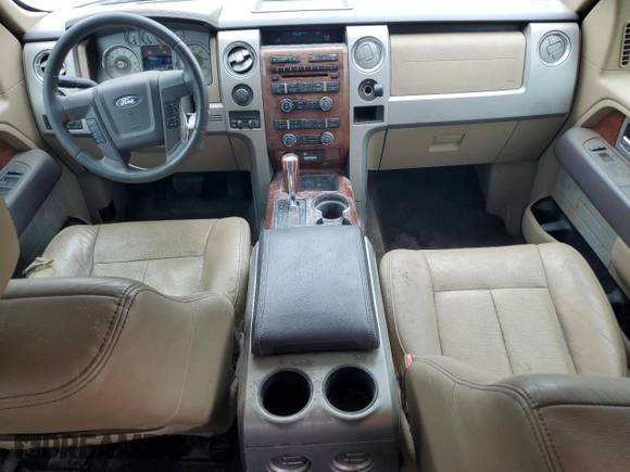2010 Ford F-150 XL with VIN 1FTFW1EV3AFC86735, listed as a Copart auction lot 61460825 with 190,144 mi miles and Clean title. Bid and sale history available at DreamBid. Image 8.