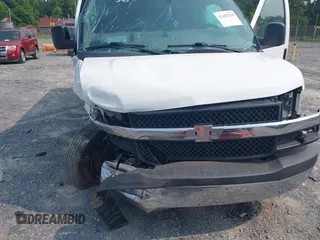 2016 Chevrolet Express Passenger LT with VIN 1GAZGPFG8G1172208, listed as a IAAI auction lot 42405250 with 326,456 mi miles and . Bid and sale history available at DreamBid. Image 6.