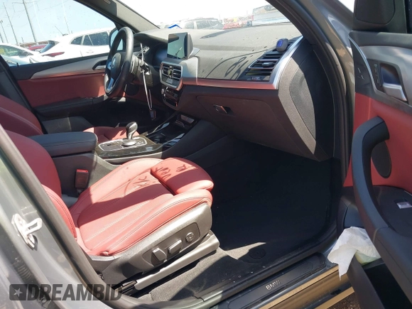 2024 BMW X3 sDrive30i z VIN 5UX43DP09R9W84494, wystawiony jako IAAI lot #41981761 z przebiegiem 14 066 mil mil oraz . Historia ofert i sprzedaży dostępna na DreamBid. Obrazek 5.