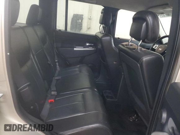 2010 Jeep Liberty Limited z VIN 1J4PN5GK3AW150858, wystawiony jako Copart lot #57888735 z przebiegiem 130 356 mil mil oraz Szkoda całkowita • Salvage title. Historia ofert i sprzedaży dostępna na DreamBid. Obrazek 10.