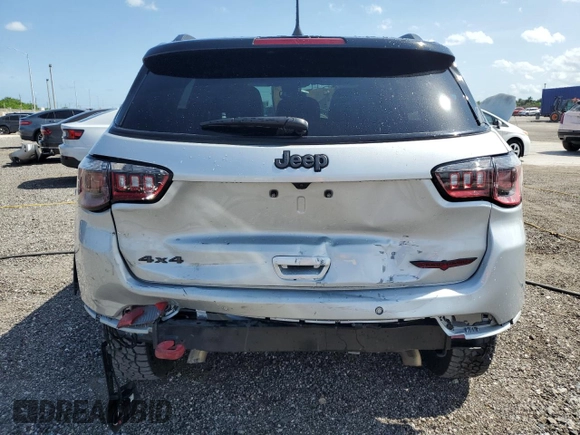 2024 Jeep Compass Trailhawk with VIN 3C4NJDDN4RT149558, listed as a Copart auction lot 58942365 with 31,644 mi miles and Clean title. Bid and sale history available at DreamBid. Image 6.