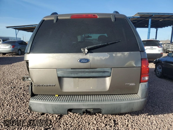 2005 Ford Explorer XLS with VIN 1FMZU62K05UA25991, listed as a Copart auction lot 81614344 with 139,333 mi miles and Salvage title. Bid and sale history available at DreamBid. Image 6.