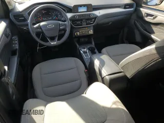 2022 Ford Escape S z VIN 1FMCU9F60NUB18756, wystawiony jako Copart lot #43924995 z przebiegiem 19 880 mil mil oraz Szkoda całkowita • Salvage title. Historia ofert i sprzedaży dostępna na DreamBid. Obrazek 8.