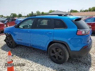 2020 Jeep Cherokee Latitude Plus with VIN 1C4PJMLB6LD580464, listed as a Copart auction lot 59023435 with 80,211 mi miles and Salvage title. Bid and sale history available at DreamBid. Image 2.