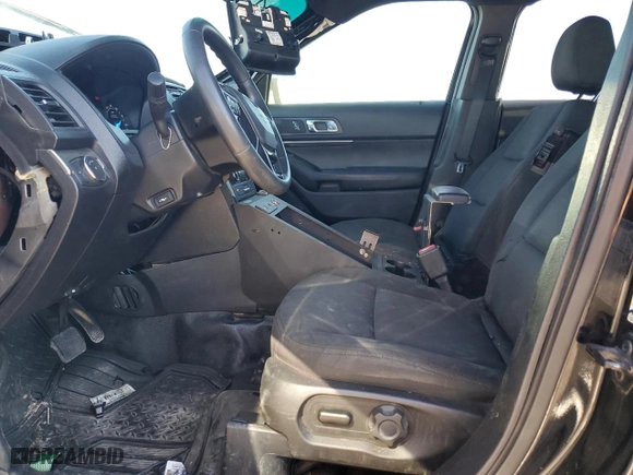 2017 Ford Police Interceptor Utility with VIN 1FM5K8AT9HGB82772, listed as a Copart auction lot 72548344 with 157,268 mi miles and Salvage Title. Bid and sale history available at carsss.com. Image 7.