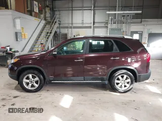 2012 Kia Sorento LX with VIN 5XYKTCA66CG264679, listed as a IAAI auction lot 41742682 with 161,781 mi miles. Bid and sale history available at carsss.com. Image 14.