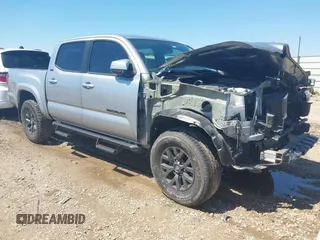 2023 Toyota Tacoma SR5 z VIN 3TMAZ5CN9PM197515, wystawiony jako IAAI lot #41861765 z przebiegiem 44 376 mil mil oraz . Historia ofert i sprzedaży dostępna na DreamBid. Obrazek 1.