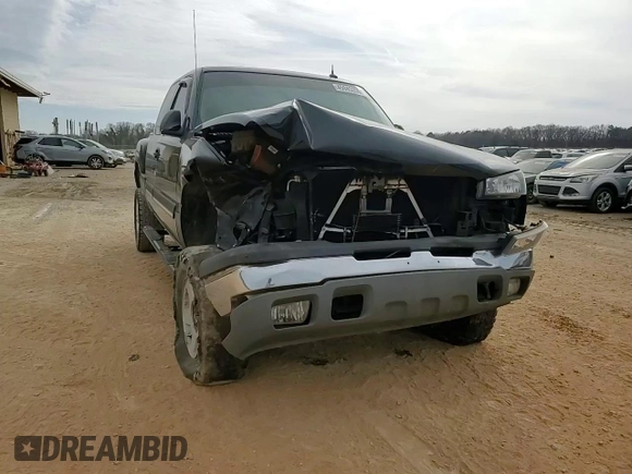 2003 Chevrolet Silverado 1500 Work Truck with VIN 1GCEC19T53Z159919, listed as a Copart auction lot 45945205 with 195,012 mi miles and Salvage Title. Bid and sale history available at carsss.com. Image 10.