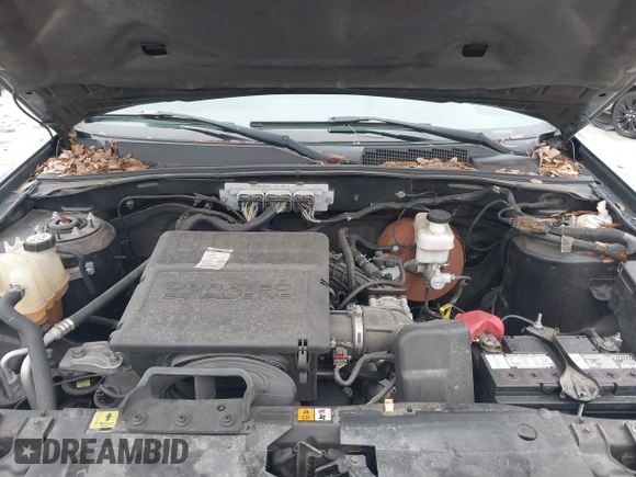 2010 Ford Escape Limited z VIN 1FMCU0EG4AKA71517, wystawiony jako IAAI lot #41397390 z przebiegiem Nie podano mil oraz . Historia ofert i sprzedaży dostępna na DreamBid. Obrazek 10.