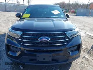 2022 Ford Explorer XLT z VIN 1FMSK8DH6NGB69225, wystawiony jako IAAI lot #41930344 z przebiegiem 24 936 mil mil oraz . Historia ofert i sprzedaży dostępna na DreamBid. Obrazek 12.