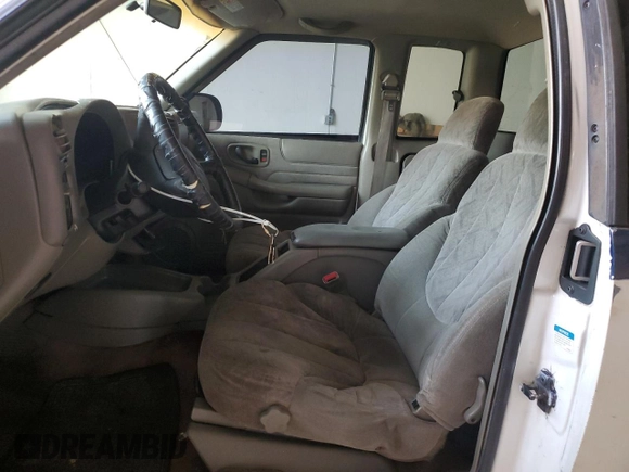 1999 GMC Sonoma SLS with VIN 1GTCS19XXX8503933, listed as a Copart auction lot 48311685 with Not Provided miles and Non Repairable. Bid and sale history available at DreamBid. Image 7.