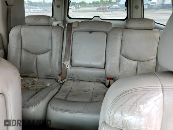 2005 Cadillac Escalade ESV z VIN 3GYFK66N95G204884, wystawiony jako Copart lot #46892595 z przebiegiem Nie podano mil oraz Szkody całkowita. Historia ofert i sprzedaży dostępna na DreamBid. Obrazek 10.