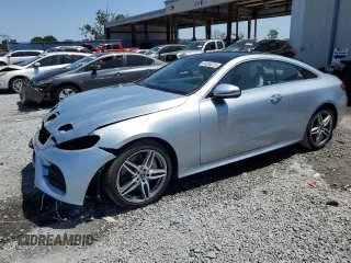 2018 Mercedes-Benz E 400 with VIN WDD1J6FB0JF045862, listed as a Copart auction lot 54584075 with 43,455 mi miles and Salvage Title. Bid and sale history available at DreamBid. Image 1.