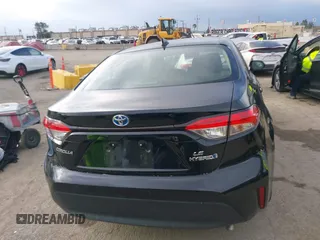 2024 Toyota Corolla Hybrid LE with VIN JTDBCMFE7R3034801, listed as a IAAI auction lot 41773438 with 42,440 mi miles. Bid and sale history available at carsss.com. Image 16.