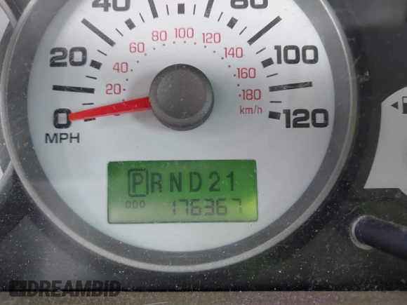 2006 Ford Escape XLT z VIN 1FMYU93166KA44836, wystawiony jako IAAI lot #42104051 z przebiegiem 176 367 mil mil oraz . Historia ofert i sprzedaży dostępna na DreamBid. Obrazek 15.