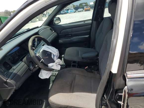 2008 Ford Police Interceptor z VIN 2FAFP71V78X112497, wystawiony jako Copart lot #56034445 z przebiegiem 106 468 mil mil oraz Szkoda całkowita • Salvage title. Historia ofert i sprzedaży dostępna na DreamBid. Obrazek 7.