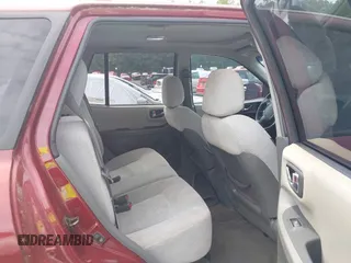 2005 Hyundai Santa Fe GLS with VIN KM8SC13D85U928056, listed as a IAAI auction lot 42366014 with 131,732 mi miles and . Bid and sale history available at DreamBid. Image 8.
