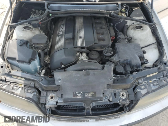 2000 BMW 3 Series 328i with VIN WBAAM5343YFR19582, listed as a Copart auction lot 72575994 with 190,156 mi miles and Salvage Title. Bid and sale history available at carsss.com. Image 11.
