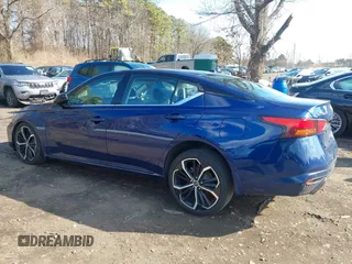 2024 Nissan Altima SR z VIN 1N4BL4CV7RN318069, wystawiony jako IAAI lot #41866453 z przebiegiem 17 378 mil mil oraz . Historia ofert i sprzedaży dostępna na DreamBid. Obrazek 3.