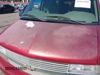 1998 Chevrolet Astro with VIN 1GNDM19W5WB131741, listed as a IAAI auction lot 41993985 with 87,362 mi miles. Bid and sale history available at carsss.com. Image 6.