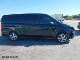2017 Mercedes-Benz Metris Passenger Van with VIN WD4PG2EE1H3299380, listed as a IAAI auction lot 41750882 with 117,833 mi miles. Bid and sale history available at carsss.com. Image 13.