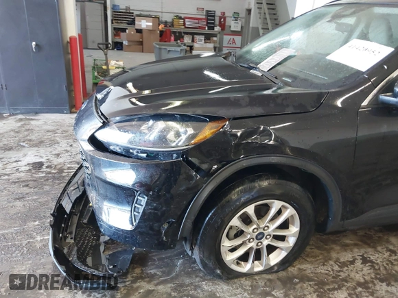 2020 Ford Escape SE with VIN 1FMCU9G6XLUC71527, listed as a IAAI auction lot 41420952 with 70,886 mi miles and . Bid and sale history available at DreamBid. Image 17.
