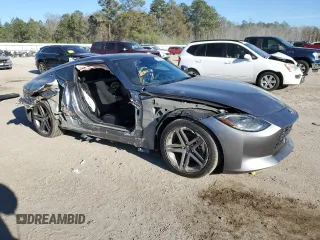 2024 Nissan Z Sport с VIN JN1BZ4AH8RM363245, выставлен на аукционе Copart как лот 88665935 с пробегом 8 087 миль миль и Списание • Salvage title. История ставок и продаж доступна на DreamBid. Изображение 4.