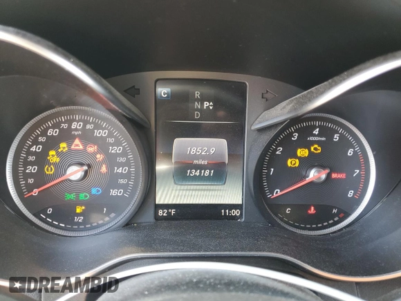 2019 Mercedes-Benz GLC 300 with VIN WDC0G4KB4KV195778, listed as a Copart auction lot 61742345 with 134,181 mi miles and Salvage title. Bid and sale history available at DreamBid. Image 9.