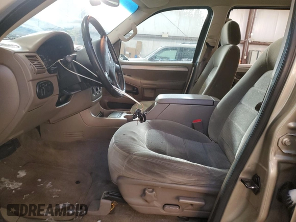 2003 Ford Explorer XLT with VIN 1FMZU73E53ZA75039, listed as a Copart auction lot 82920324 with 287,613 mi miles and Salvage Title. Bid and sale history available at DreamBid. Image 7.