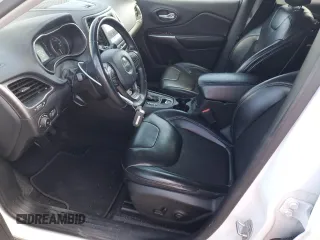 2020 Jeep Cherokee Latitude Plus with VIN 1C4PJMLX1LD510155, listed as a Copart auction lot 74936024 with 130,959 mi miles and Clean Title. Bid and sale history available at DreamBid. Image 7.