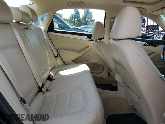 2012 Volkswagen Passat SE with VIN 1VWBP7A35CC027104, listed as a Copart auction lot 53290725 with 97,773 mi miles and Salvage Title. Bid and sale history available at carsss.com. Image 10.