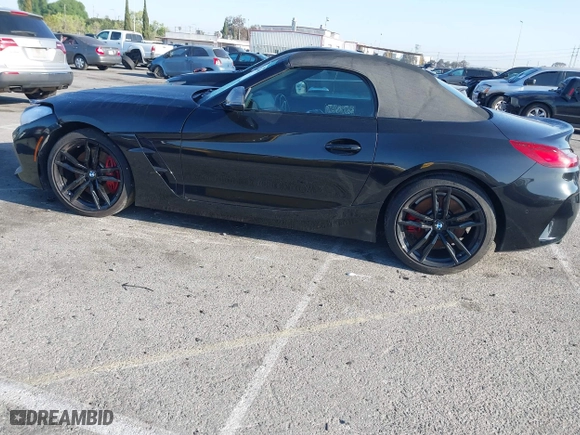 2022 BMW Z4 sDriveM40i with VIN WBAHF9C08NWX88691, listed as a IAAI auction lot 42012469 with 11,108 mi miles. Bid and sale history available at carsss.com. Image 14.