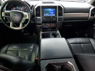 2021 Ford F-250 XL with VIN 1FT8W2BTXMEC41464, listed as a Copart auction lot 61588905 with 131,973 mi miles and Salvage title. Bid and sale history available at DreamBid. Image 8.
