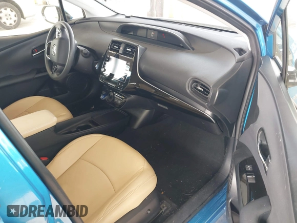 2020 Toyota Prius LE with VIN JTDL9RFU5L3018787, listed as a IAAI auction lot 42723431 with 30,793 mi miles and . Bid and sale history available at DreamBid. Image 5.