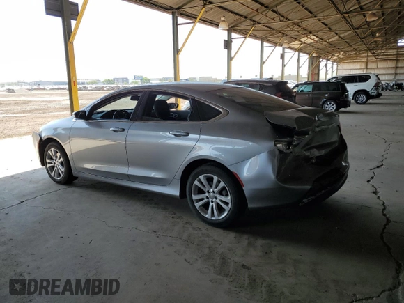 2016 Chrysler 200 Touring z VIN 1C3CCCFB3GN182504, wystawiony jako Copart lot #57454505 z przebiegiem 121 881 mil mil oraz Szkoda całkowita • Salvage title. Historia ofert i sprzedaży dostępna na DreamBid. Obrazek 2.