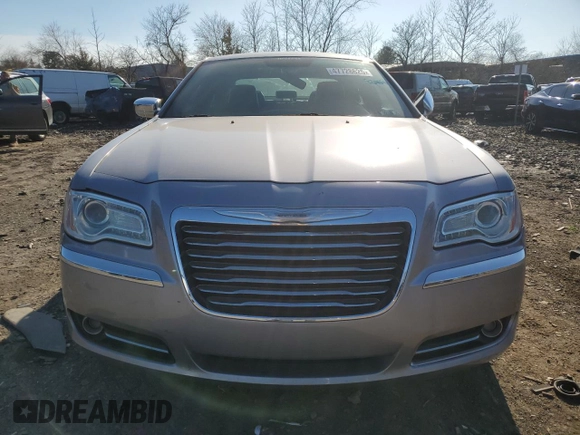 2014 Chrysler 300 C with VIN 2C3CCAKG9EH201097, listed as a Copart auction lot 47728625 with 197,424 mi miles and Clean Title. Bid and sale history available at carsss.com. Image 5.