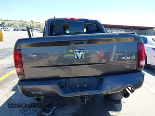 2014 Ram 1500 Sport с VIN 1C6RR7MT4ES297187, выставлен на аукционе IAAI как лот 42238882 с пробегом 170 781 миль миль и . История ставок и продаж доступна на DreamBid. Изображение 16.