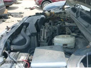 2003 Chevrolet Tahoe LT с VIN 1GNEK13Z23J236168, выставлен на аукционе IAAI как лот 42413054 с пробегом 73 016 миль миль и . История ставок и продаж доступна на DreamBid. Изображение 19.