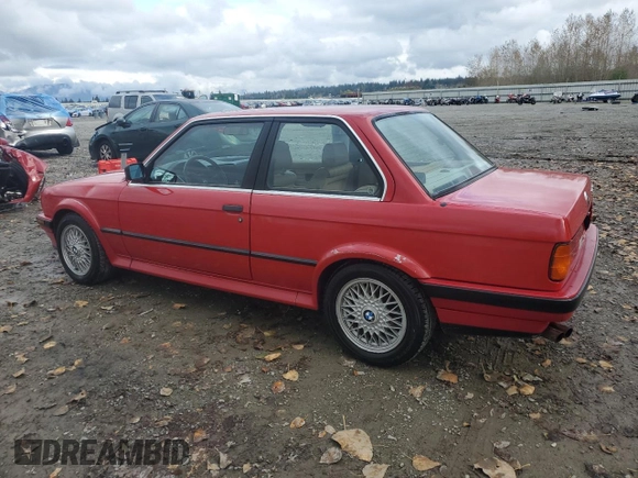1989 BMW 3 Series z VIN WBAAB9303K8137272, wystawiony jako Copart lot #77381794 z przebiegiem 169 380 mil mil oraz Czysty tytuł • Clean title. Historia ofert i sprzedaży dostępna na DreamBid. Obrazek 2.